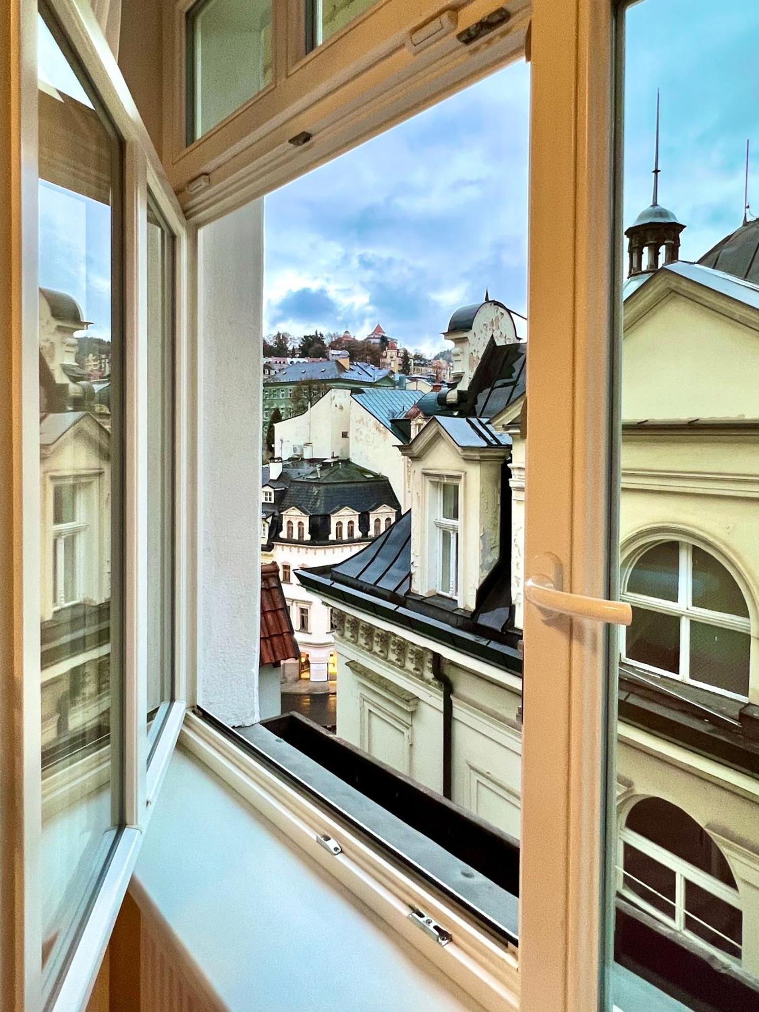Zlaty Sloup Karlovy Vary Exterior foto